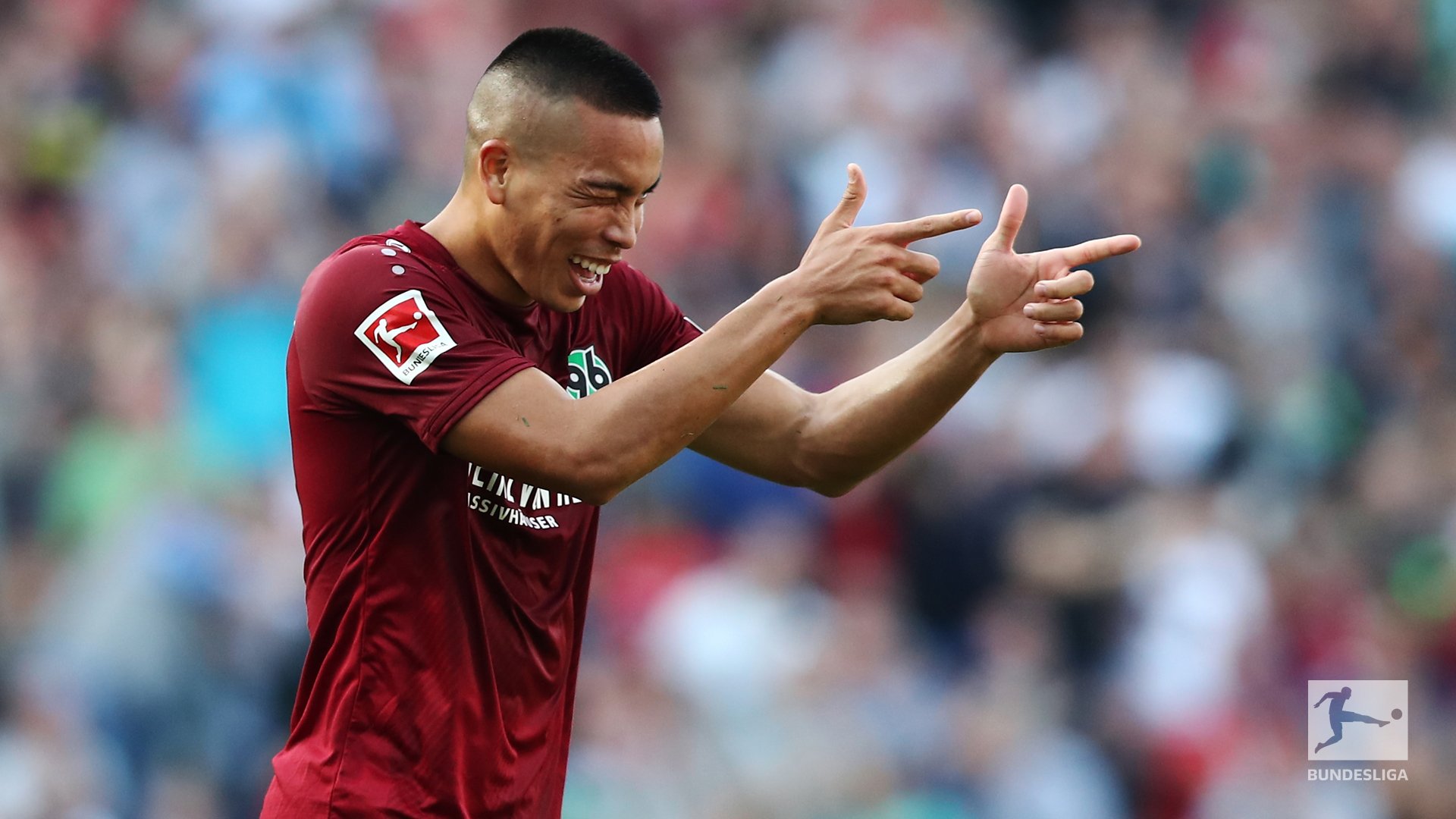 关于汉诺威96中场球员表现出色，赢得赞誉的信息