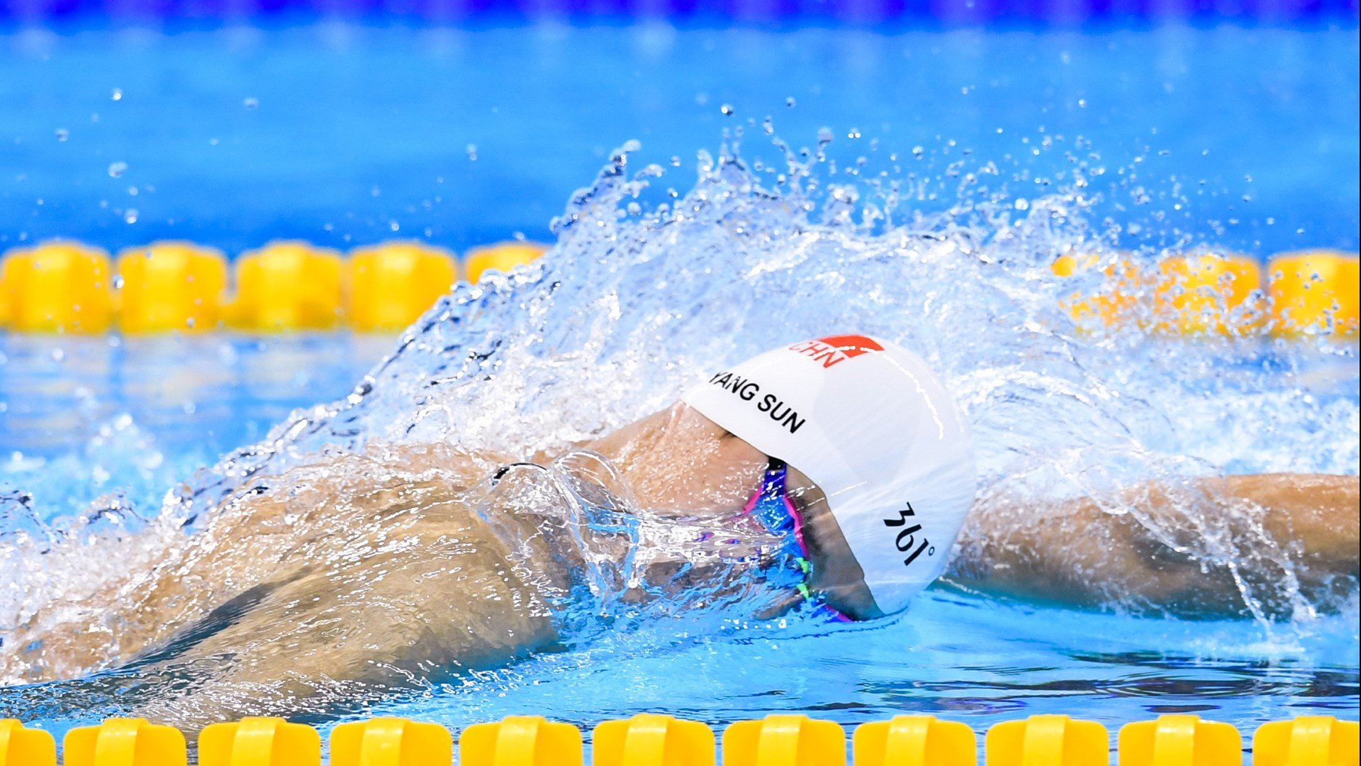 冰火对决，哈兰德个人能力终结悬念，北欧风暴提前席卷巴拉圭