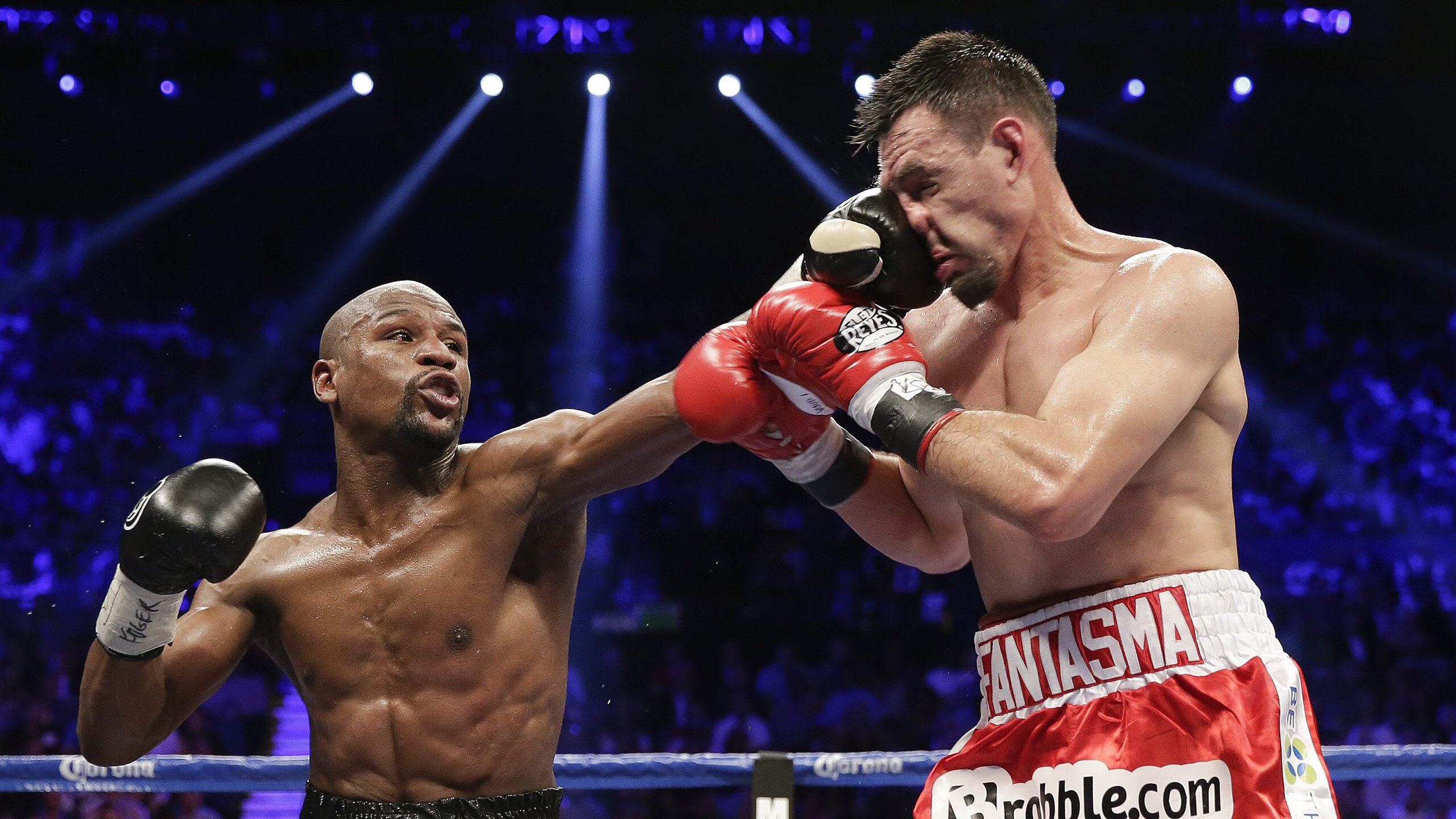 逆袭的齿轮，塞恩斯领衔哈斯车队史诗翻盘，终结梅赛德斯王朝